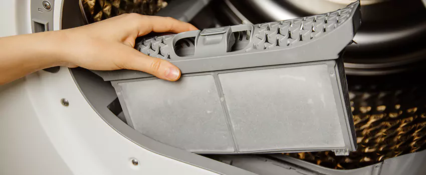 Signs Of A Clogged Dryer Lint Trap in Tinton Falls, New Jersey